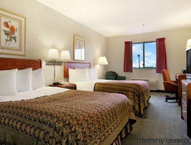 Quality Inn Rochelle Exteriör bild